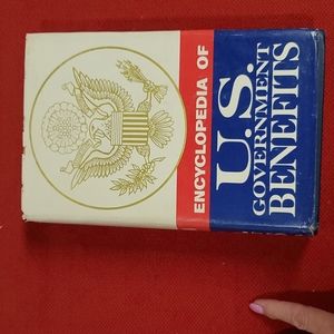 1967 'Encyclopedia of U.S. Government Benefits 1000 pages some cover wear